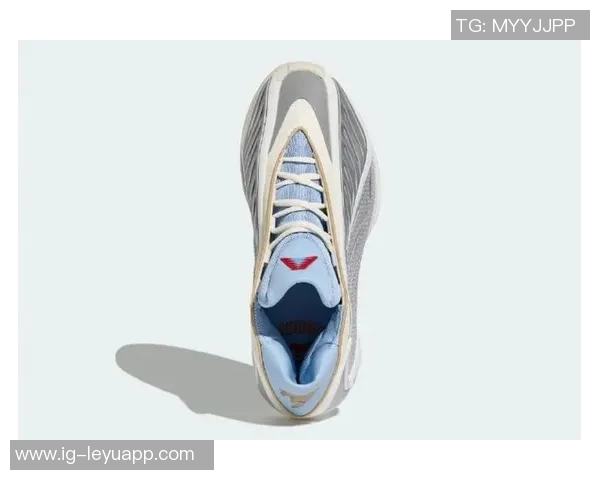 森林狼社媒庆祝马年爱德华兹今日穿中国新年配色AE2展现节日气氛