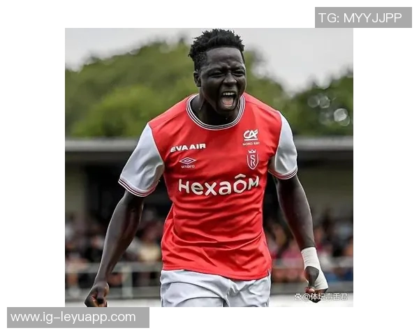 伯恩茅斯计划引进19岁前锋拉扬作为塞梅尼奥接班人进行商谈 伯恩茅斯计划引进19岁前锋拉扬作为塞梅尼奥接班人进行商谈