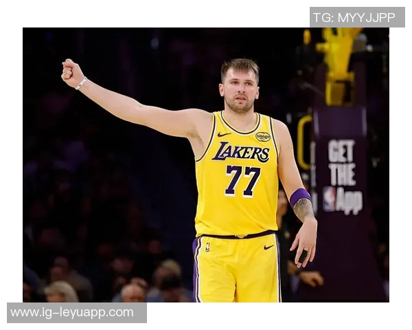 湖人引进东契奇后表现平平绿军缺塔图姆却展现更强实力